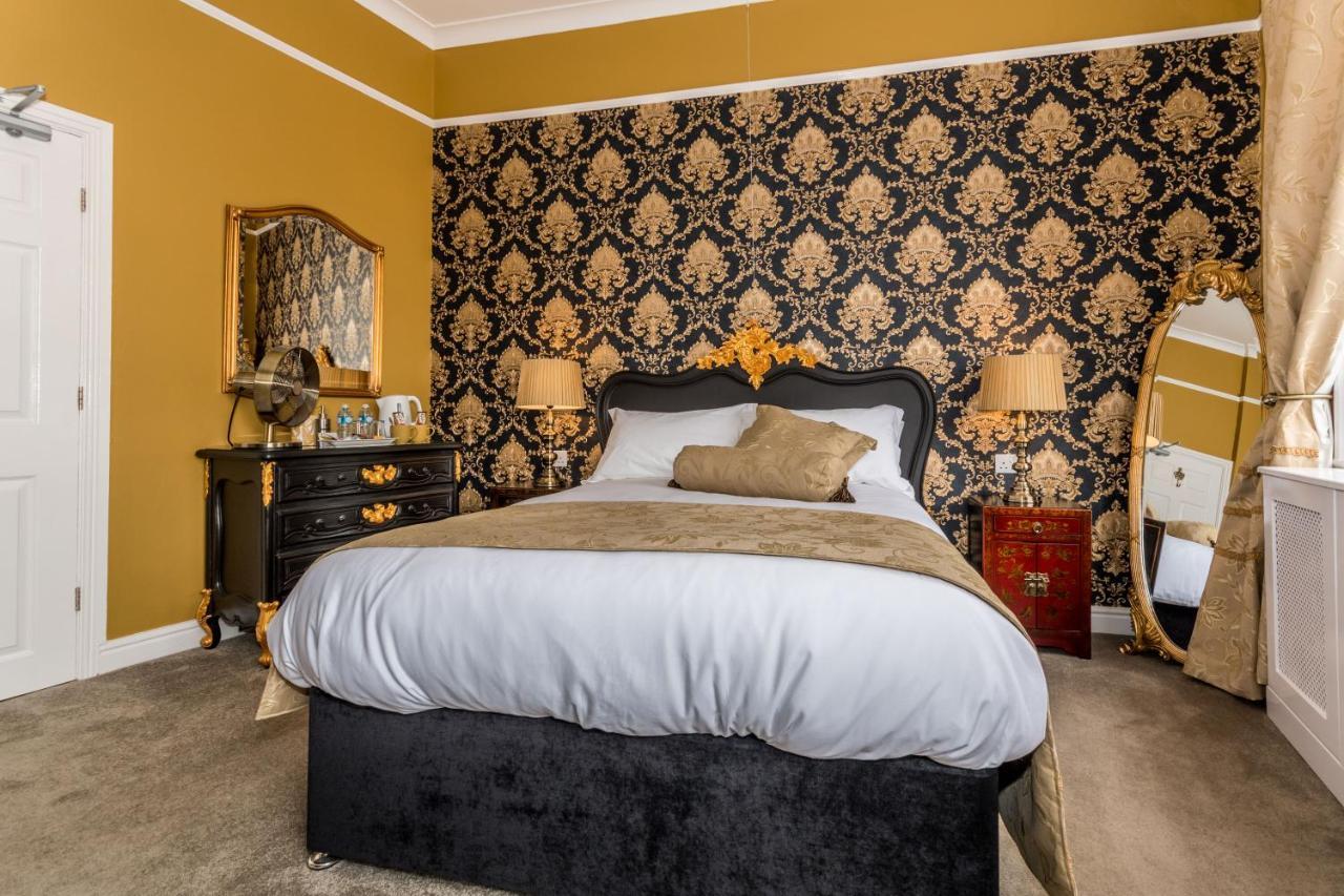 Albert House Brigg Luaran gambar