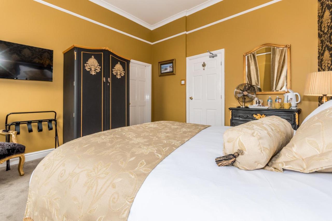 Albert House Brigg Luaran gambar