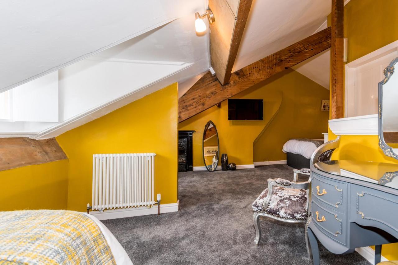 Albert House Brigg Luaran gambar