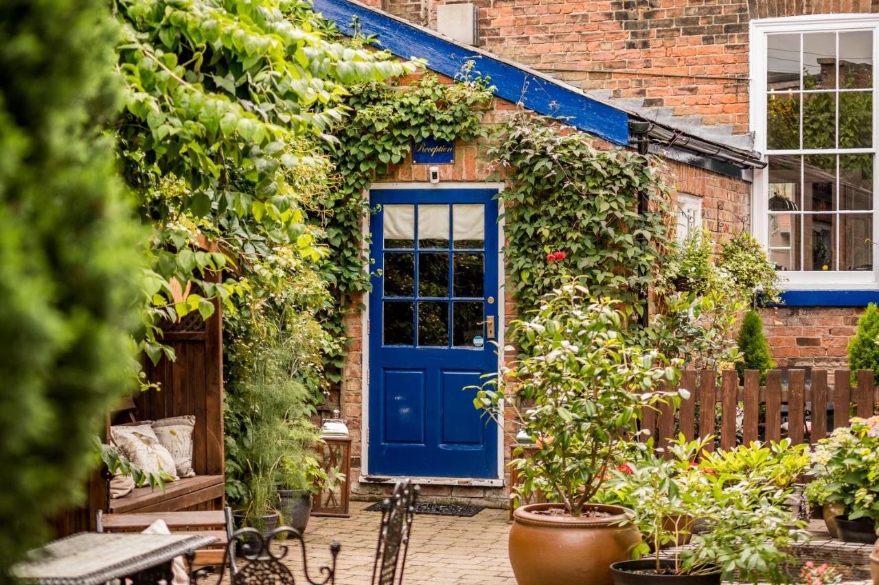 Albert House Brigg Luaran gambar